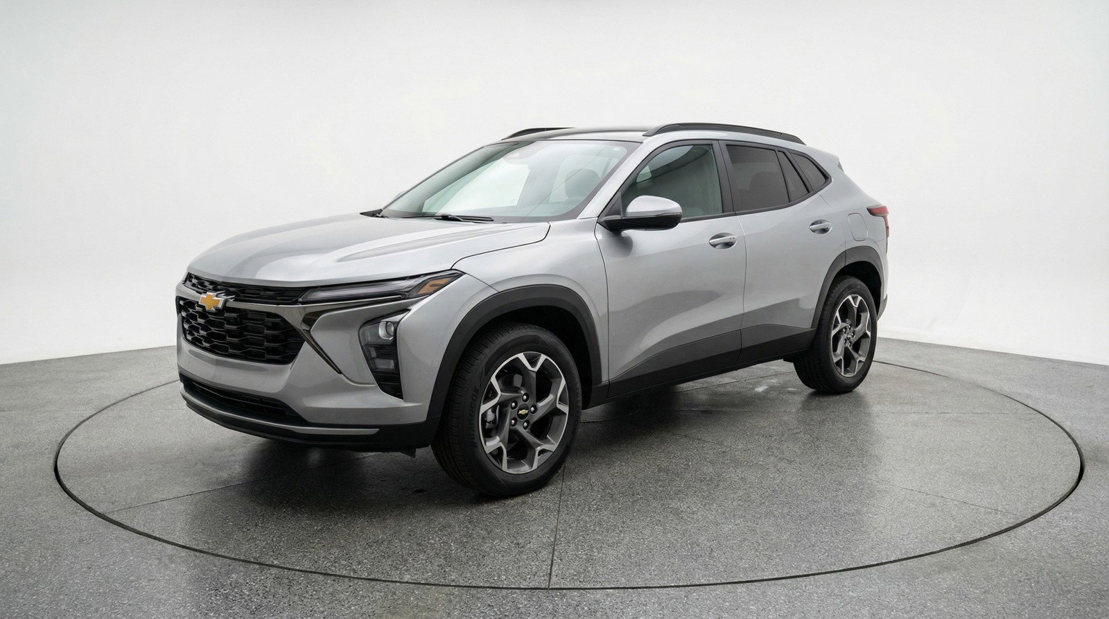 Used 2025 Chevrolet Trax LT FWD image 3