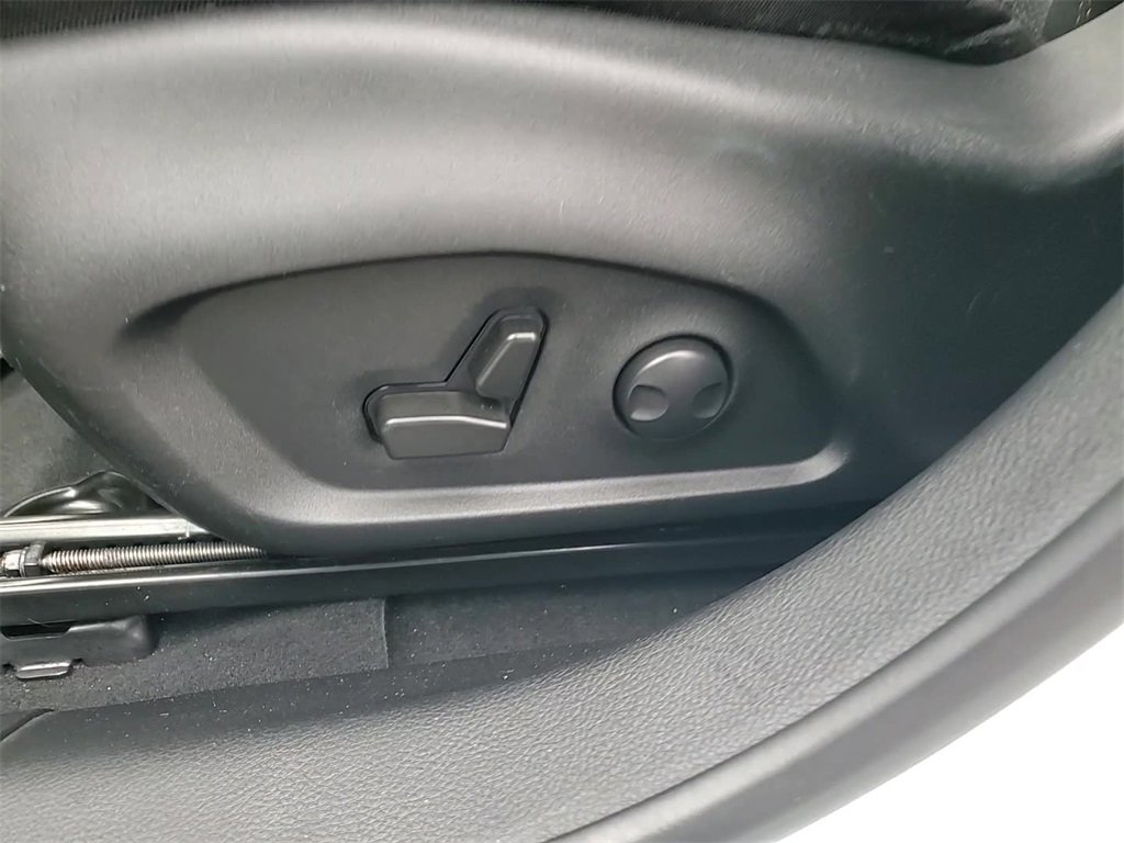 Used 2022 Jeep Compass Limited image 12