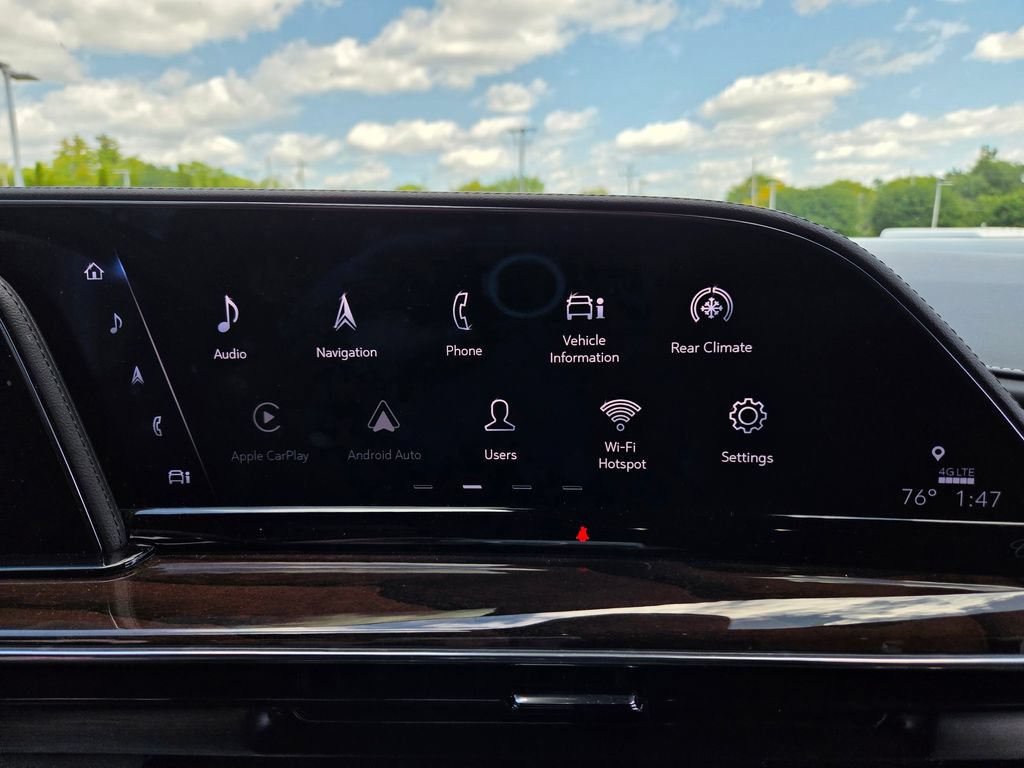 Used 2022 Cadillac Escalade ESV Premium Luxury Platinum w/ LPO, Radiant Package AWD/4WD image 15