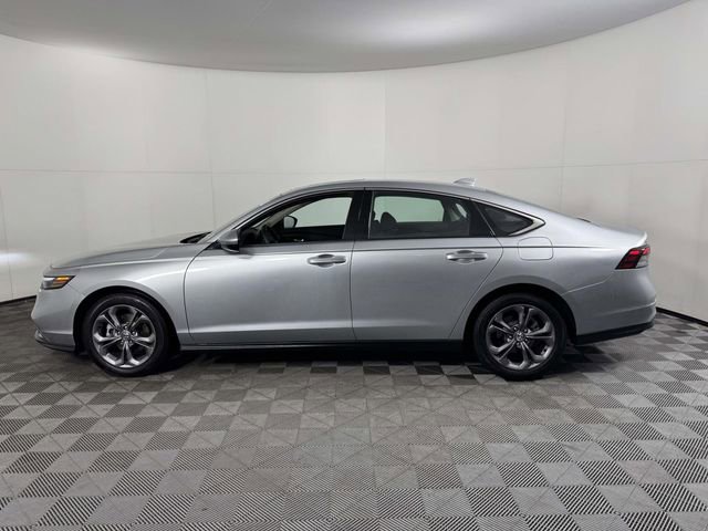 Used 2024 Honda Accord EX image 8