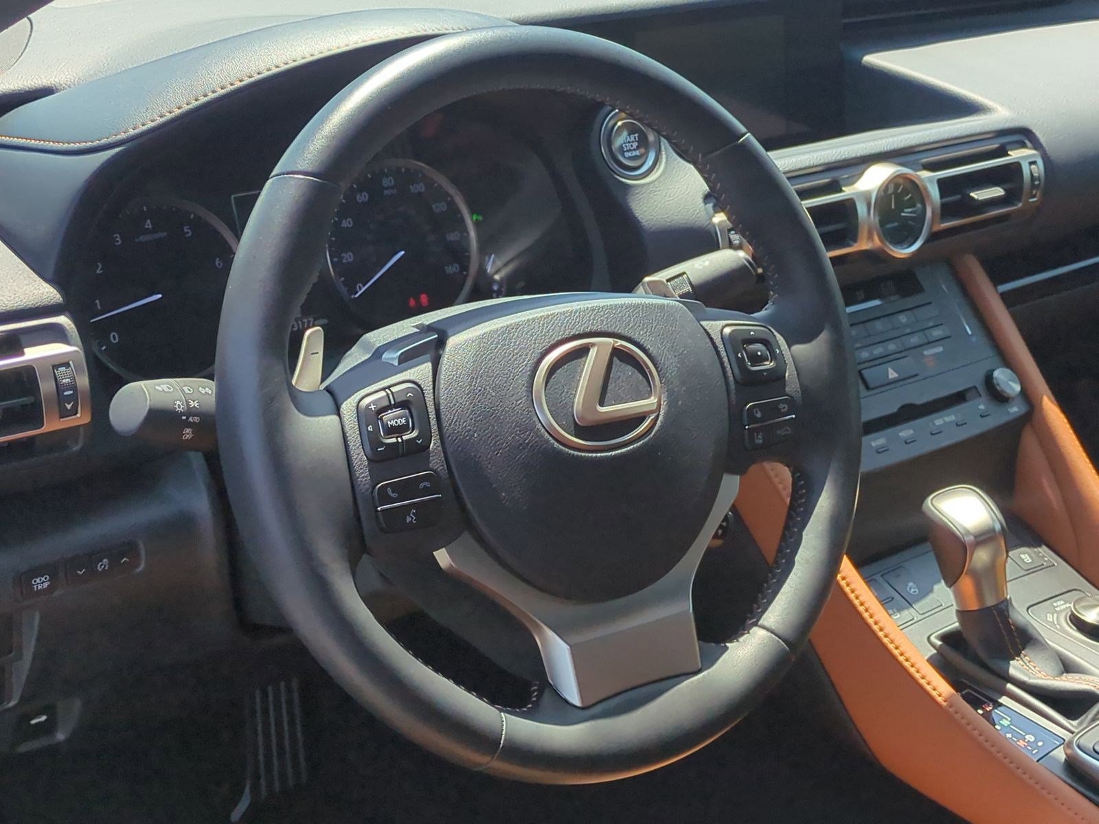 Used 2019 Lexus RC 350 w/ Premium Package RWD image 17