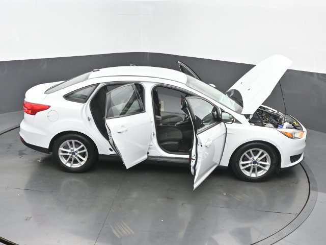Used 2017 Ford Focus SE FWD image 61
