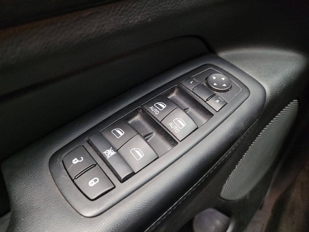 Used 2015 Jeep Grand Cherokee Laredo w/ Quick Order Package 23E image 27