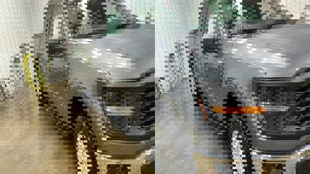 New 2025 Ford F150 XL w/ Equipment Group 103A High image 3