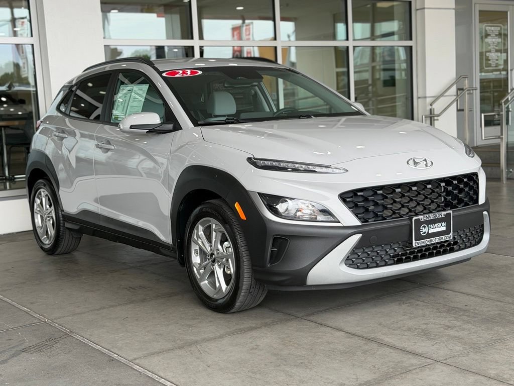 Used 2023 Hyundai Kona SEL FWD image 6