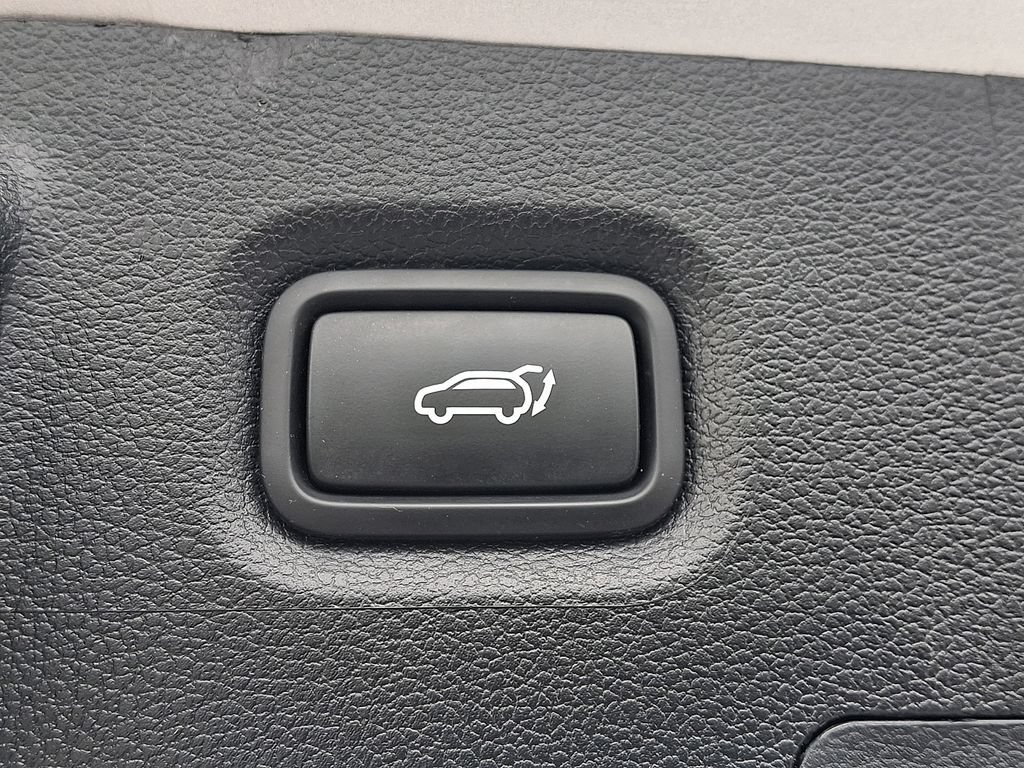 Used 2023 Hyundai Santa Fe SEL FWD image 33