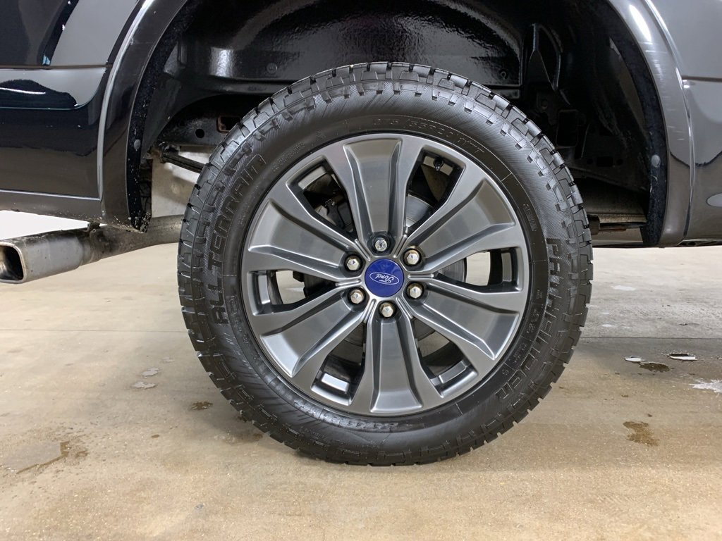 Used 2018 Ford F150 Lariat w/ Equipment Group 502A Luxury image 39