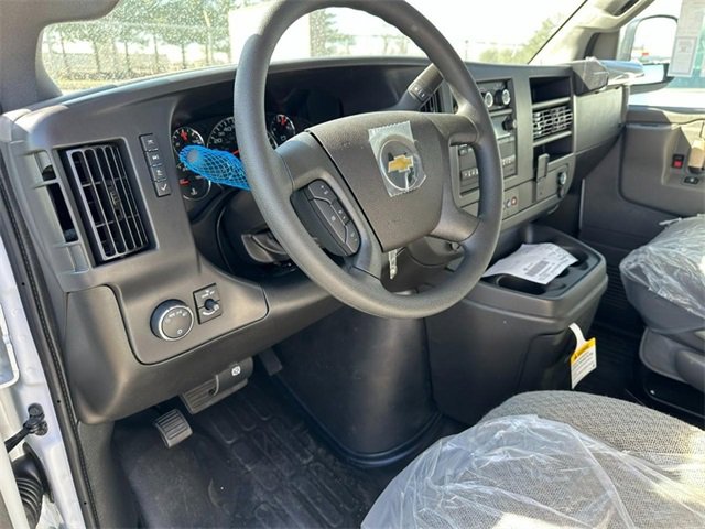 New 2025 Chevrolet Express 2500 w/ Driver Convenience Package image 8