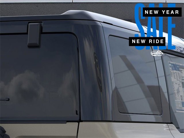 New 2025 Ford Bronco Badlands image 25