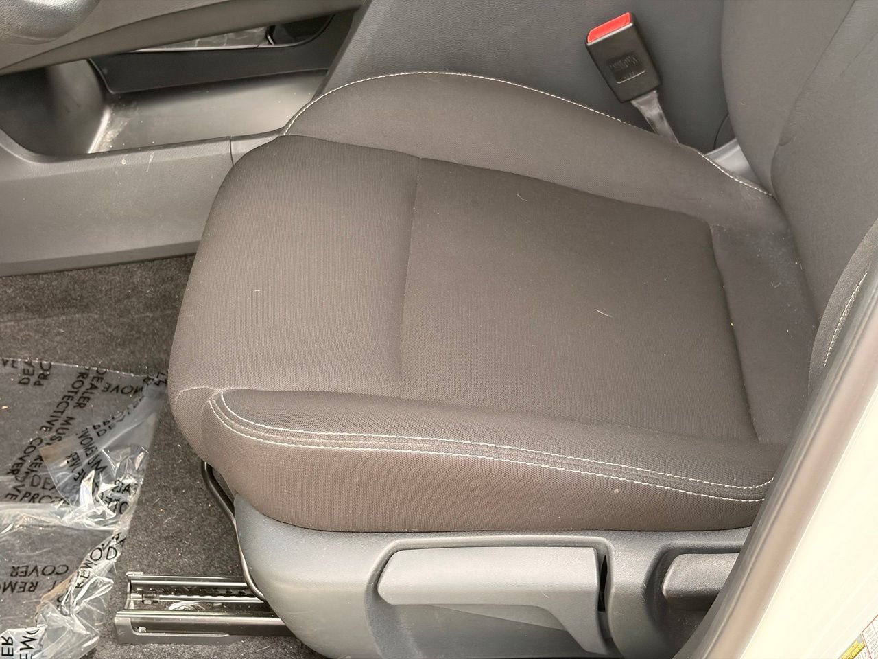 Certified 2025 Nissan Rogue S FWD image 21
