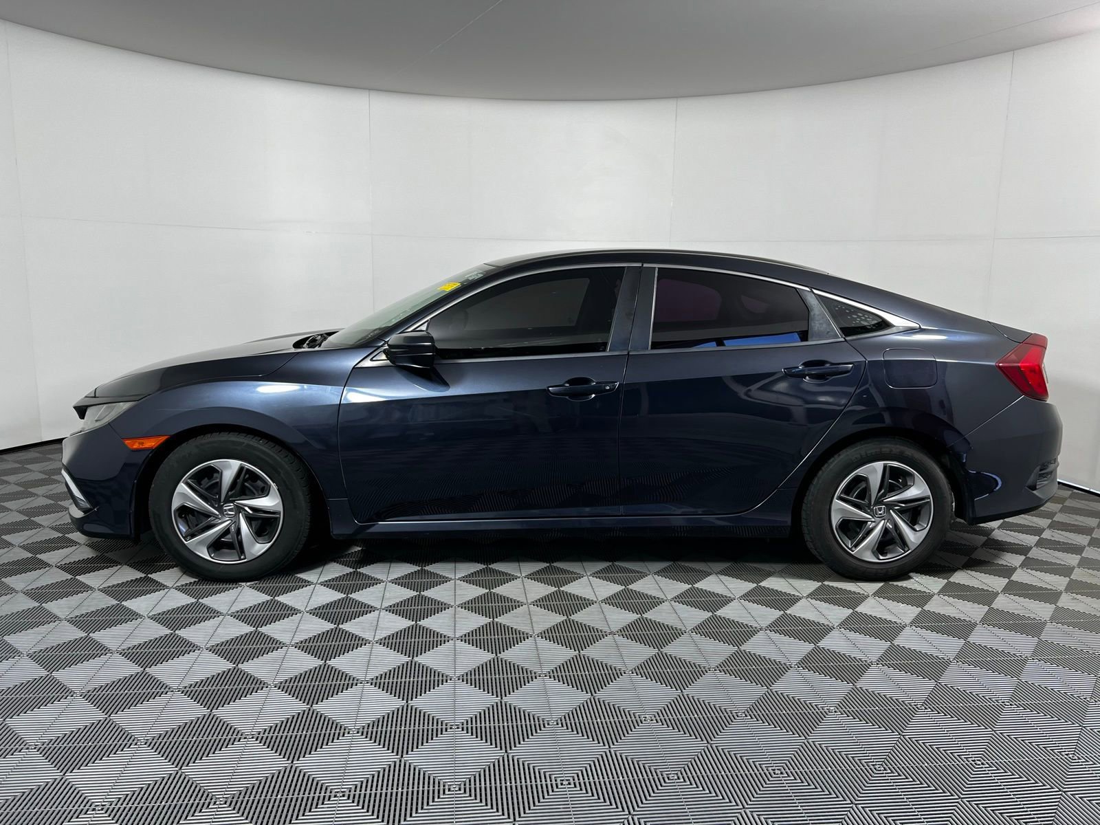 Used 2019 Honda Civic LX image 8