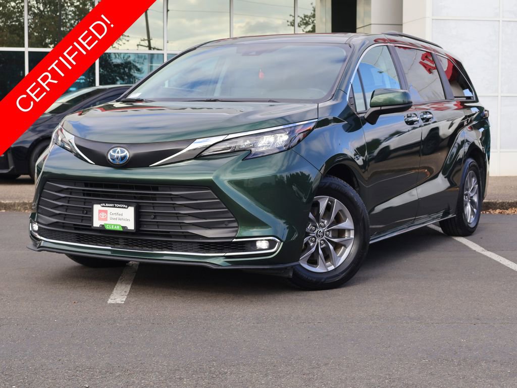 Used 2024 Toyota Sienna XLE