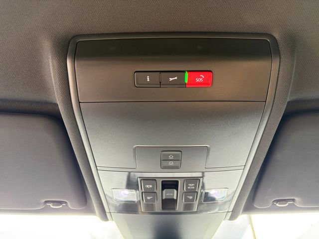 Used 2023 Volkswagen Atlas Cross Sport SEL Premium R-Line image 12