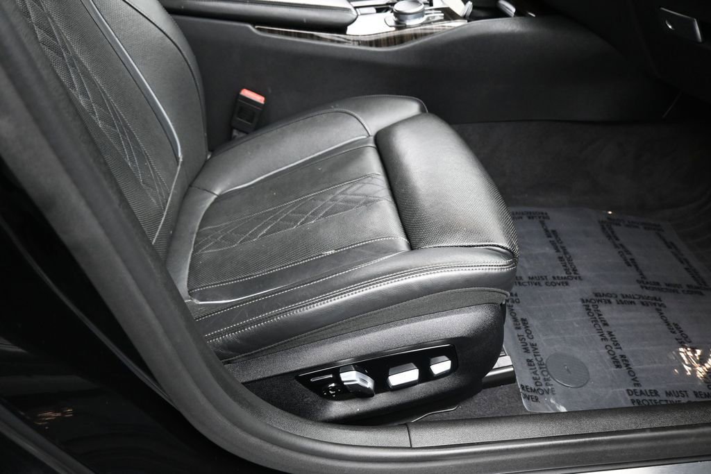 Used 2019 BMW 530i w/ Premium Package RWD image 56