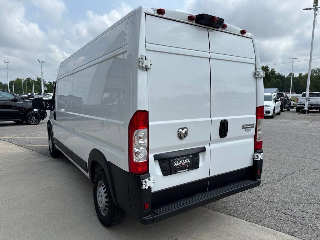 Used 2025 RAM ProMaster 2500 w/ Convenience Group FWD image 7