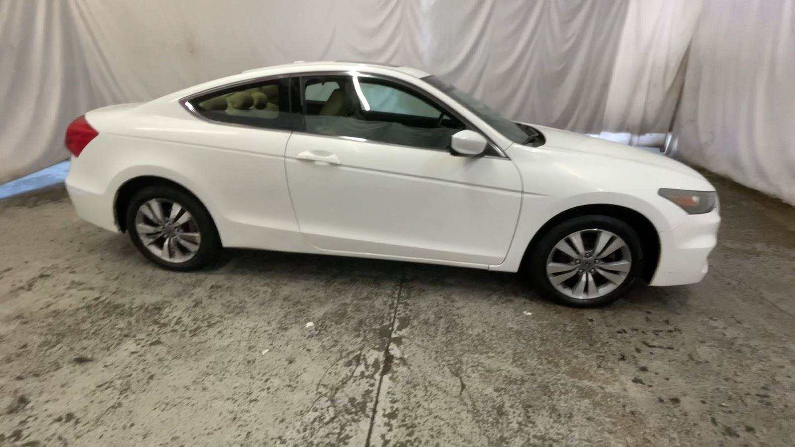 Used 2012 Honda Accord EX-L image 4