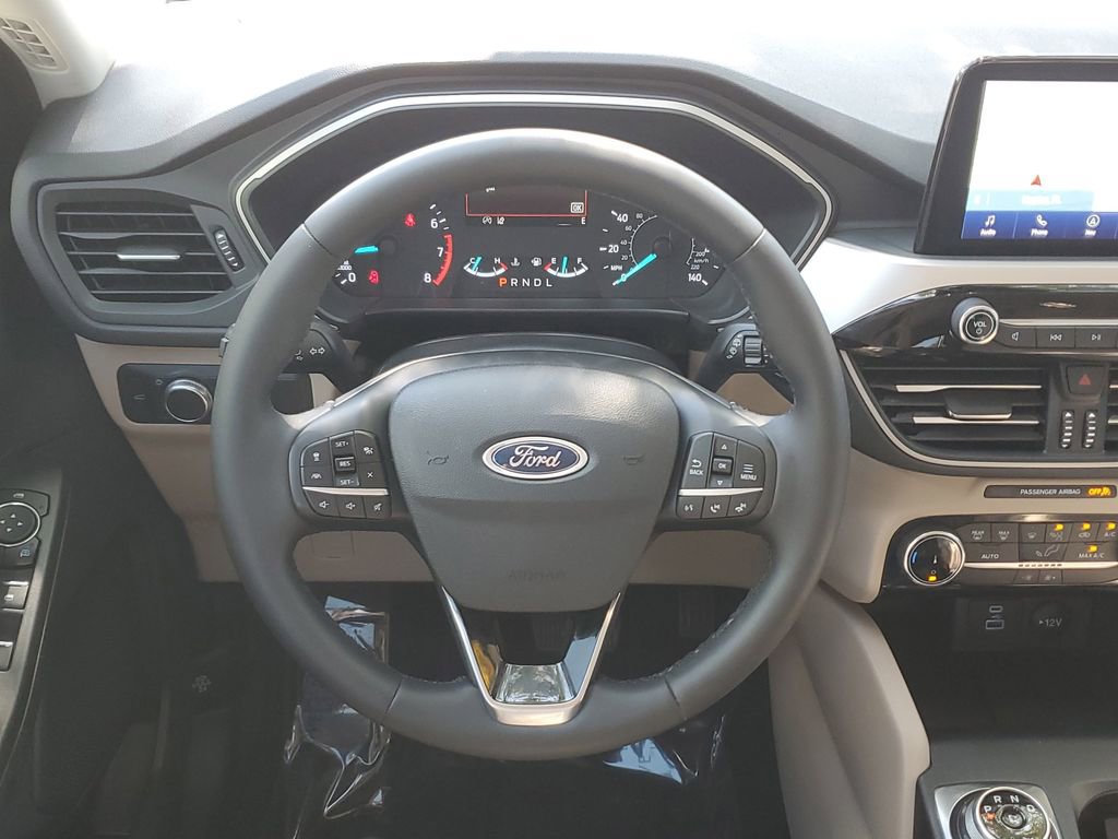 Used 2022 Ford Escape SE w/ Convenience Package FWD image 18