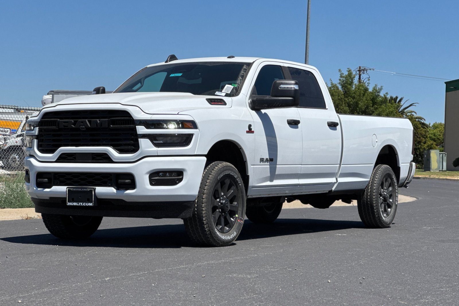 New 2026 RAM 3500 Big Horn AWD/4WD image 7