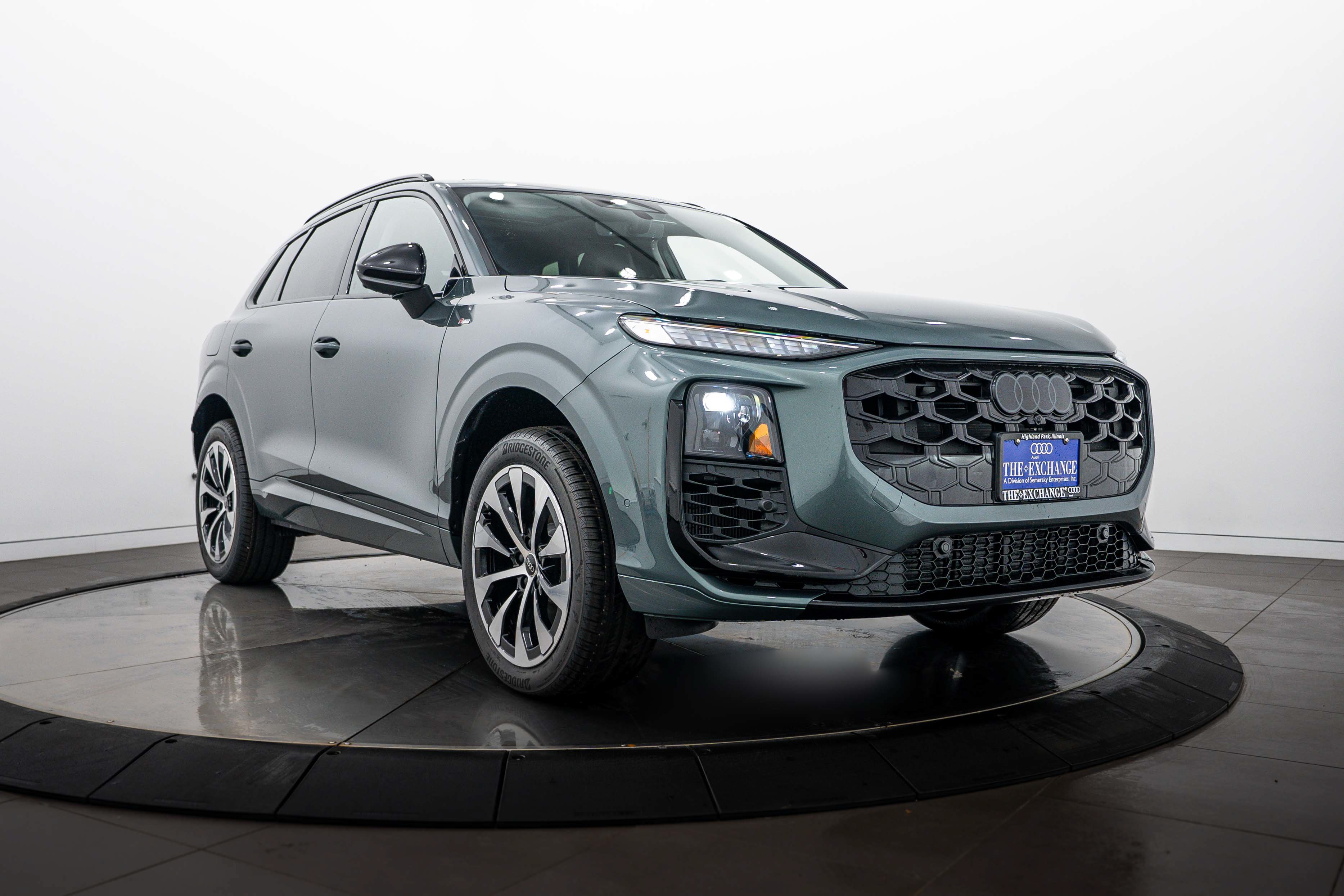 New 2026 Audi Q3 quattro 2.0T
