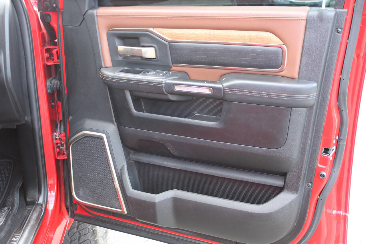 Used 2020 RAM 3500 Limited image 52