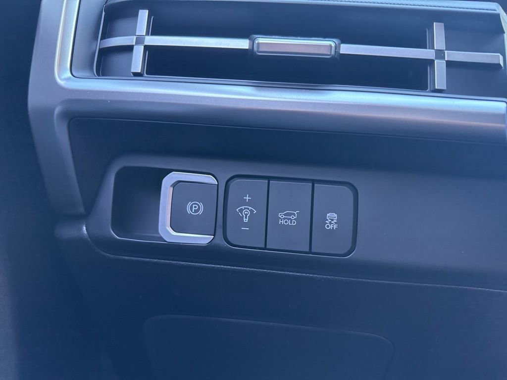 New 2026 Hyundai Santa Fe SE image 32