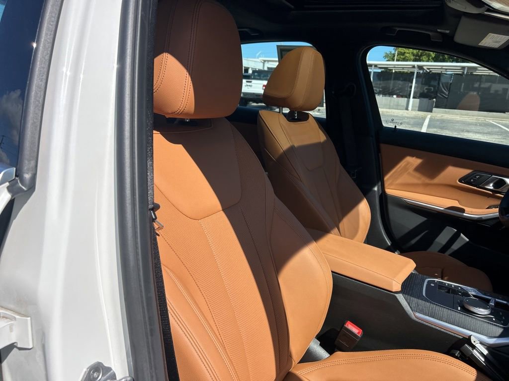 Used 2025 BMW 330i xDrive Sedan image 23