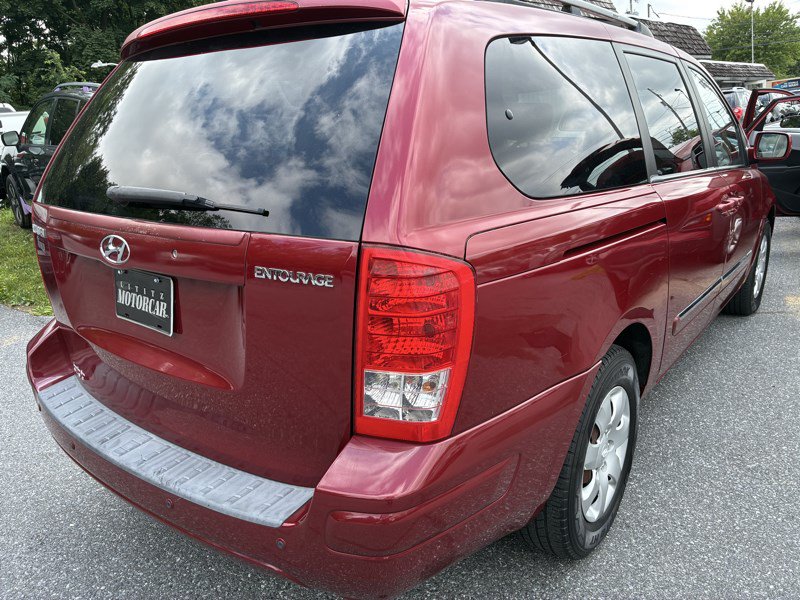 Used 2008 Hyundai Entourage GLS FWD image 4