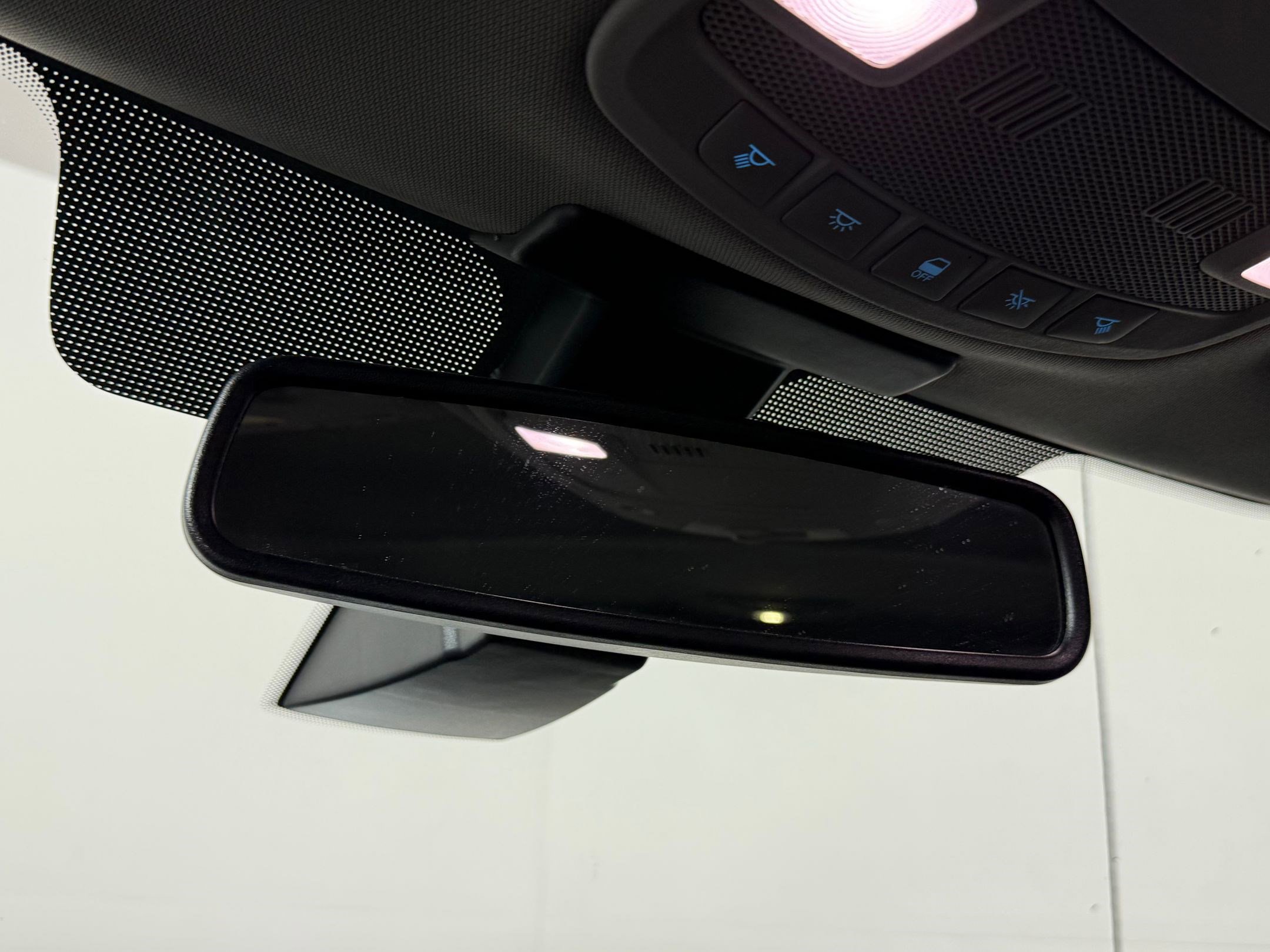 Used 2015 Ford F150 Lariat w/ Equipment Group 502A Luxury image 19