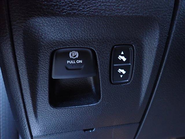 Used 2021 RAM 1500 Laramie AWD/4WD image 15
