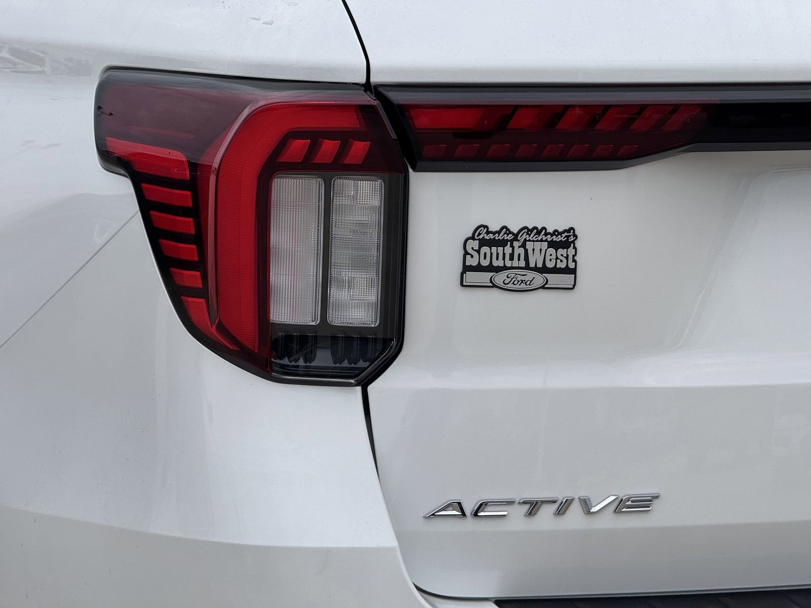 New 2026 Ford Explorer Active image 9