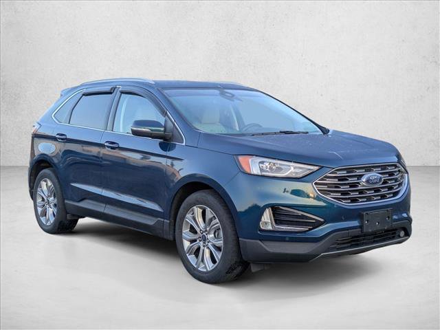 Used 2020 Ford Edge Titanium w/ Cargo Accessory Package AWD/4WD image 3