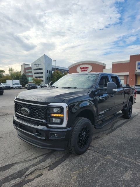 New 2026 Ford F350 XLT image 3