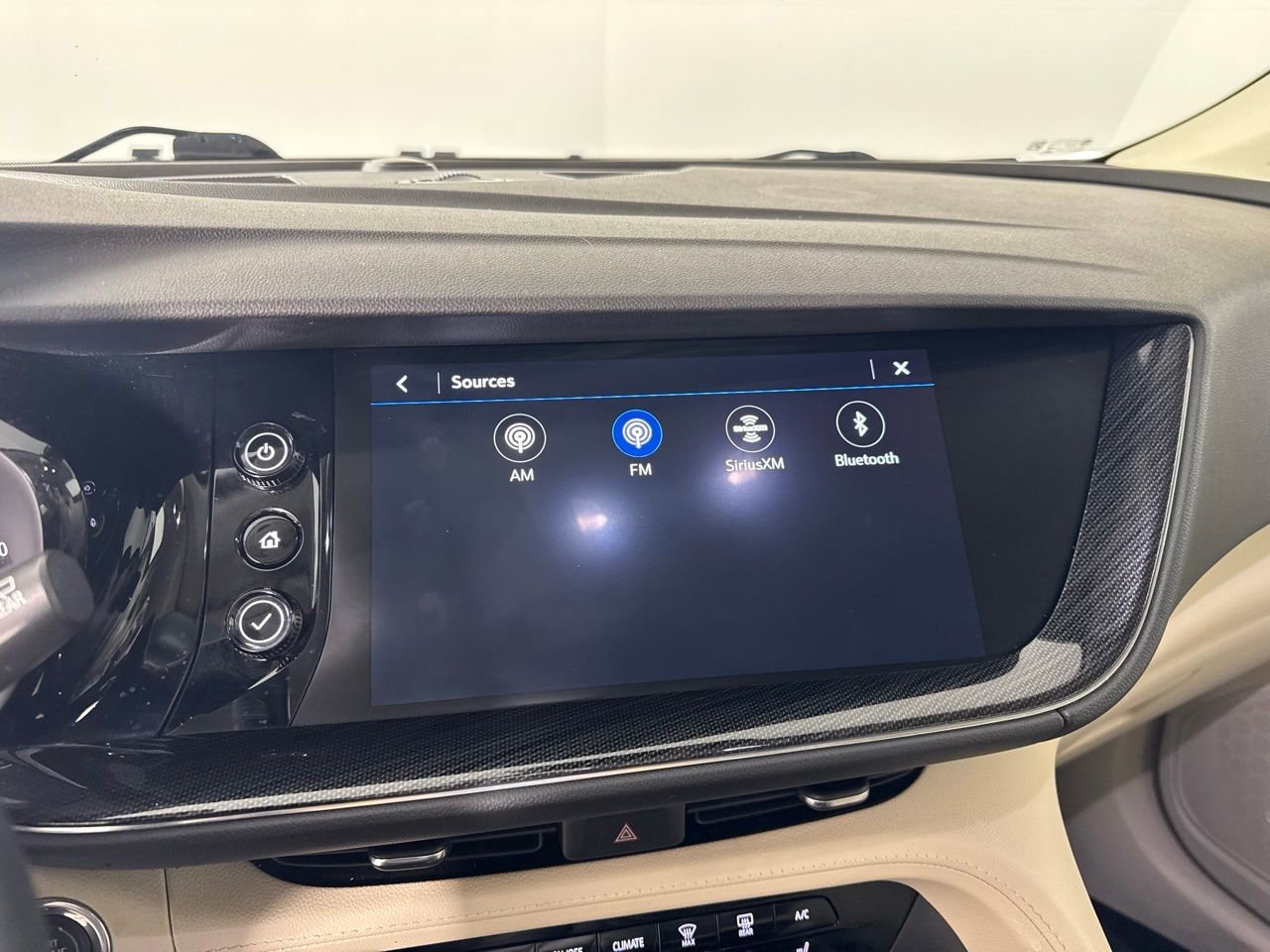 Used 2023 Buick Envision Preferred FWD image 16