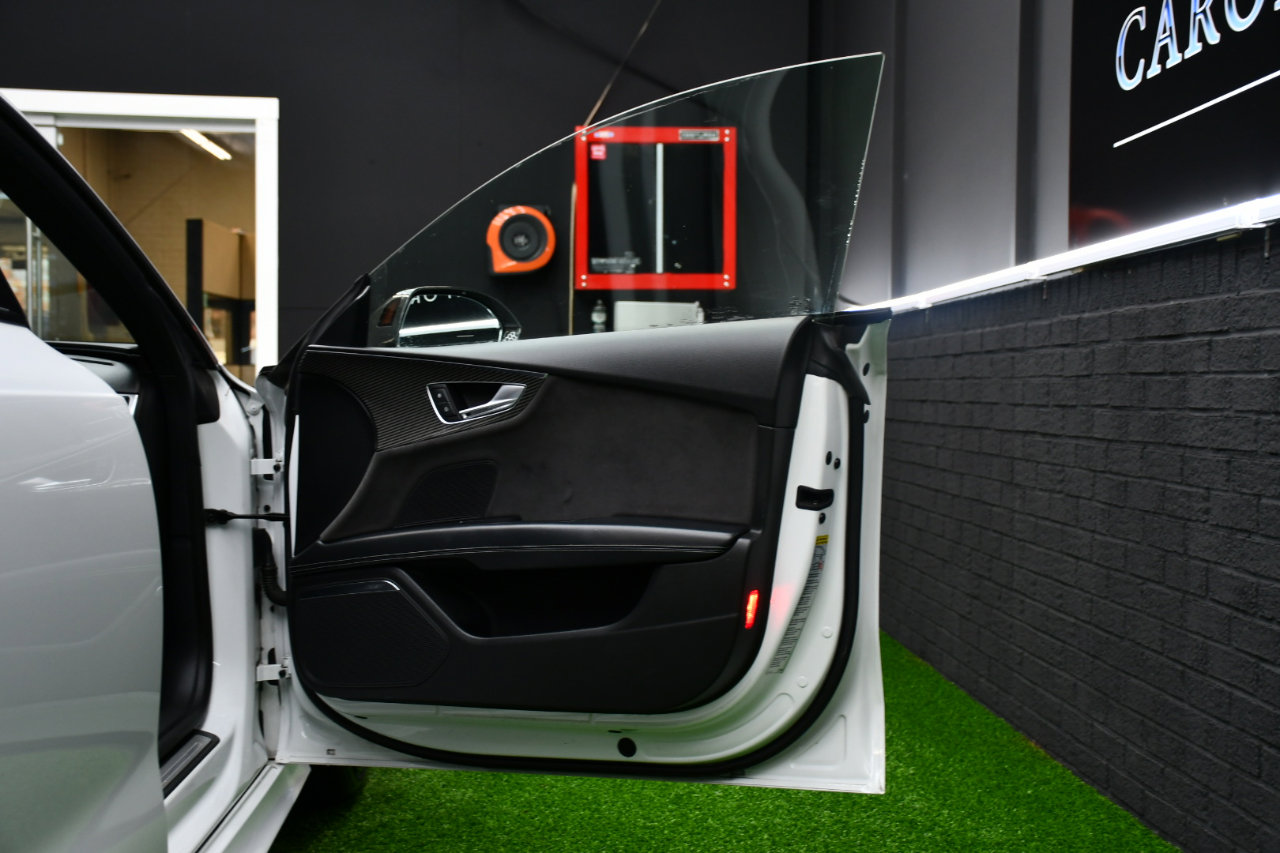 Used 2017 Audi RS 7 Performance image 43