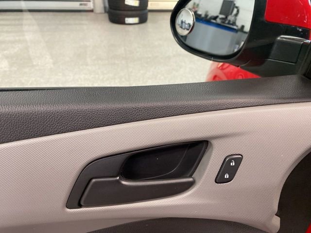 Used 2020 Chevrolet Sonic LT image 26