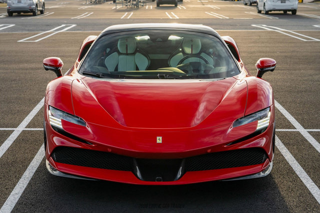 Used 2025 Ferrari SF90 Spider image 17