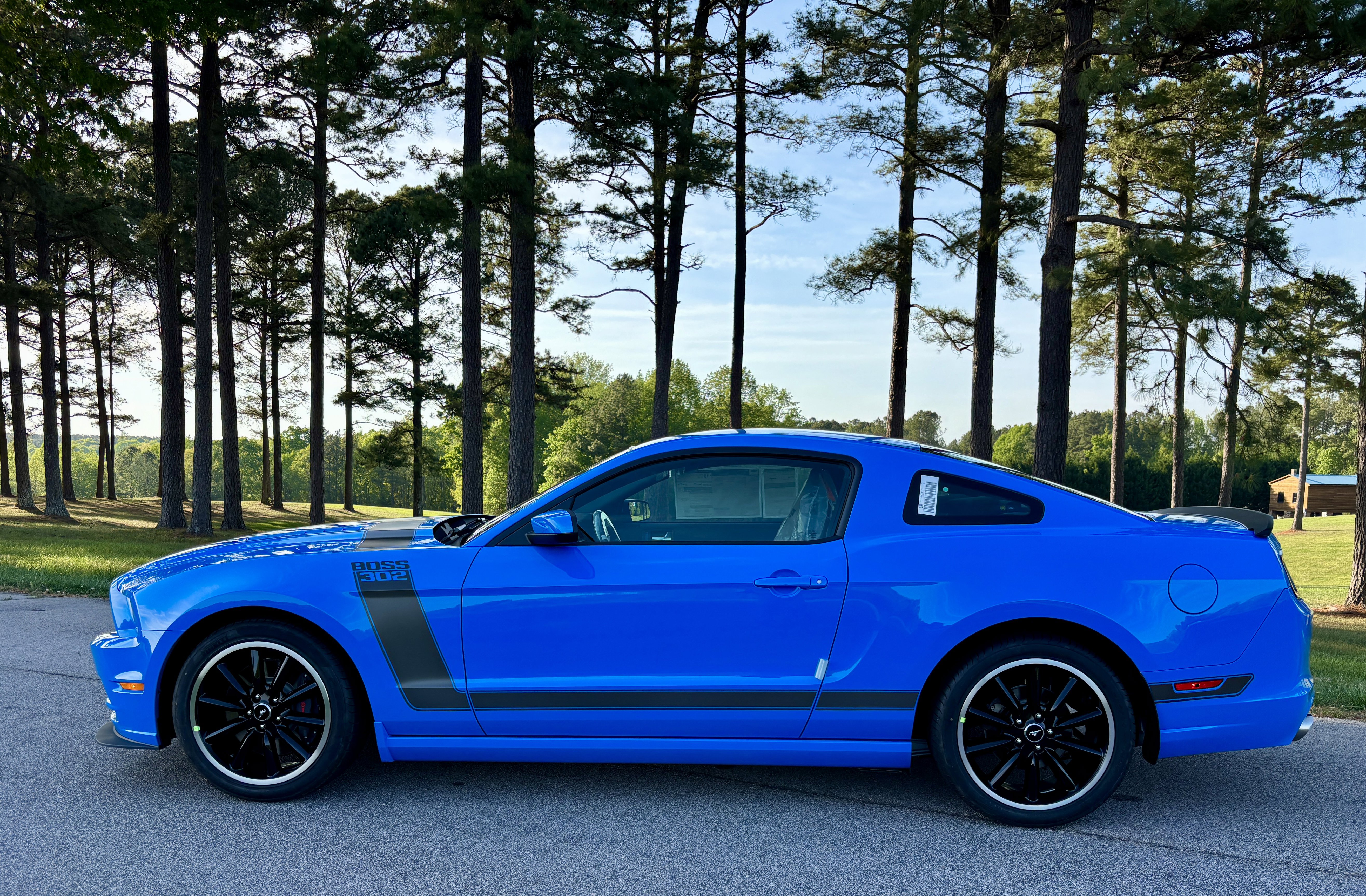 Used 2013 Ford Mustang Boss 302 w/ Boss 302 Accessory Pkg RWD image 2