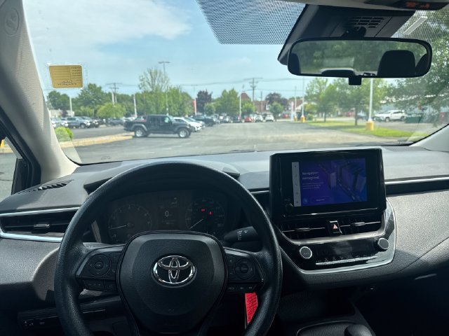 Used 2024 Toyota Corolla LE FWD image 10