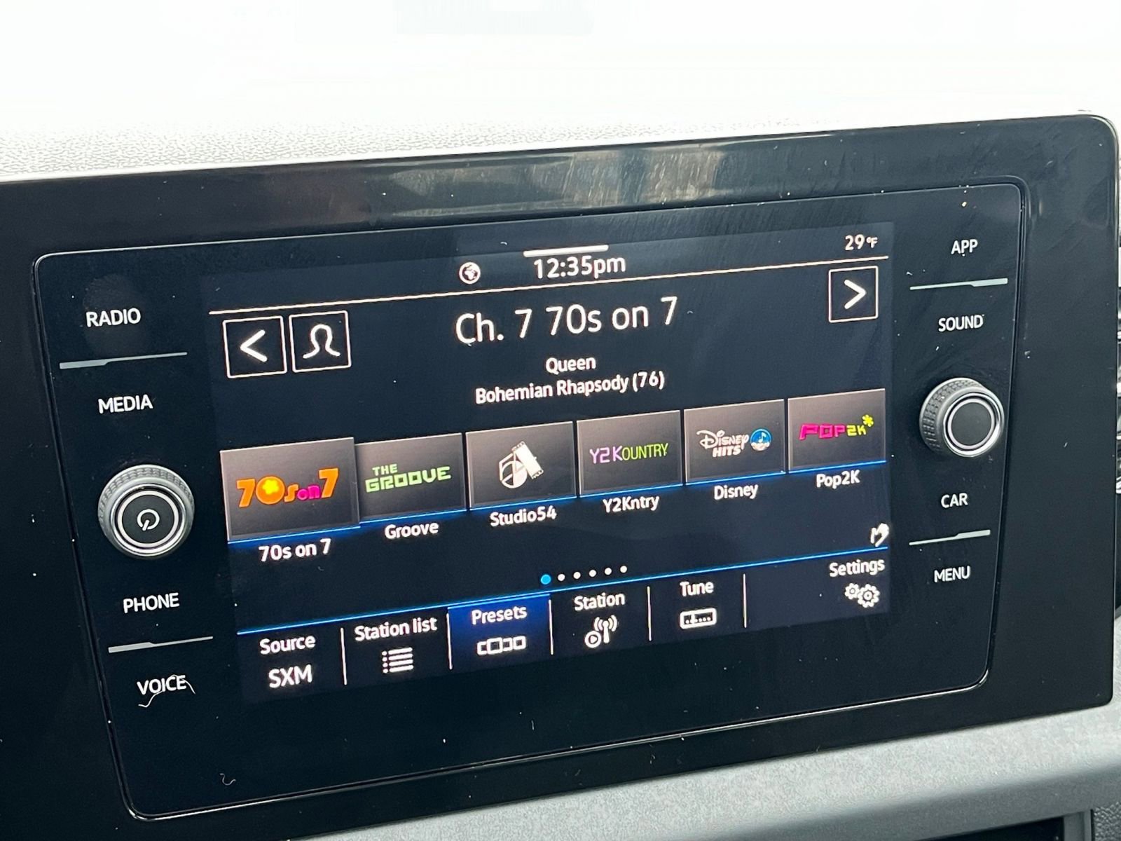 Used 2025 Volkswagen Jetta SE image 20