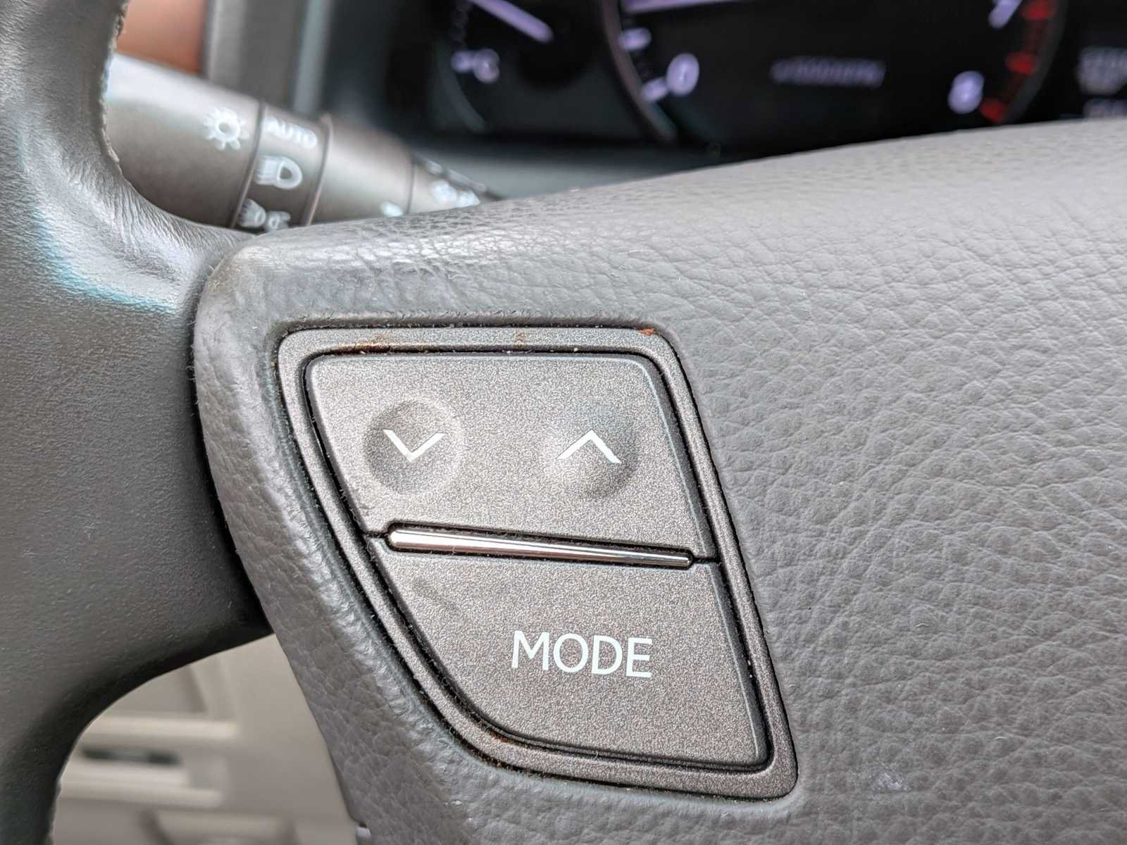 Used 2012 Lexus LS 460 AWD w/ Luxury Value Edition image 22
