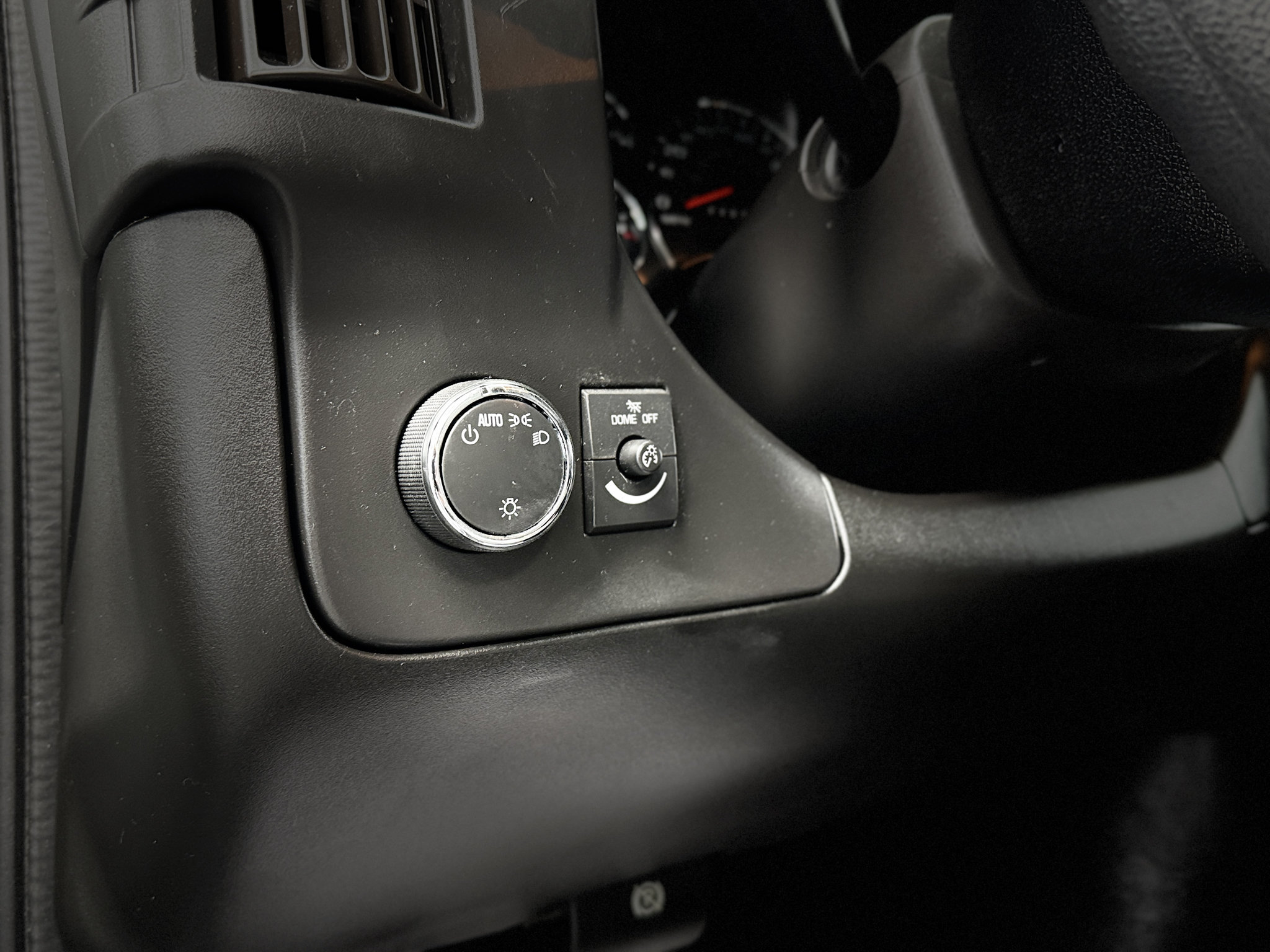 Used 2019 Chevrolet Express 2500 RWD image 12