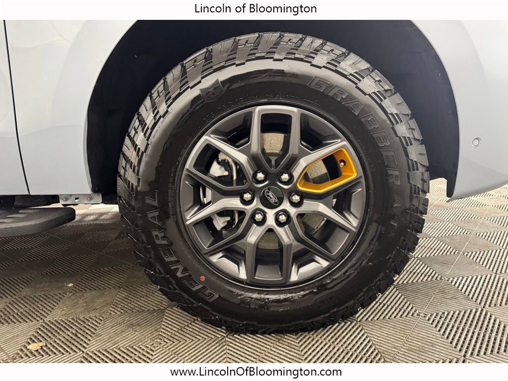 Used 2025 Ford Expedition Tremor AWD/4WD image 37