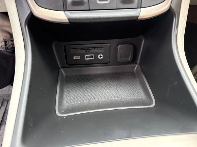 Used 2022 GMC Terrain Denali w/ Denali Premium Package AWD/4WD image 31