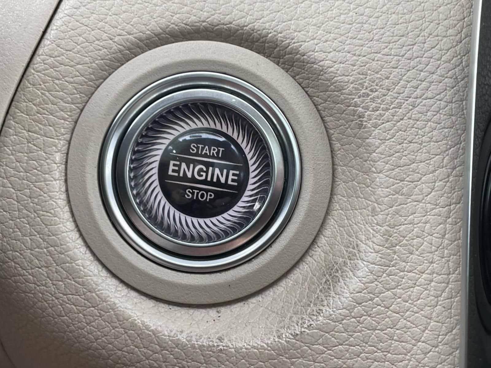 Used 2021 Mercedes-Benz GLC 300 image 22
