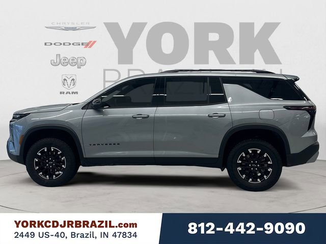 Used 2024 Chevrolet Traverse Z71 image 2