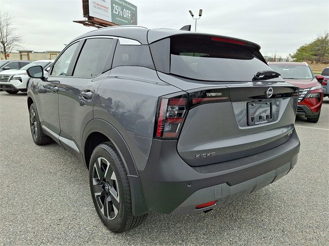 New 2026 Nissan Kicks SV w/ SV Premium Package image 5