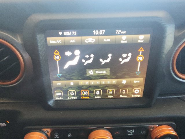Used 2023 Jeep Gladiator Mojave w/ Cold Weather Group AWD/4WD image 31