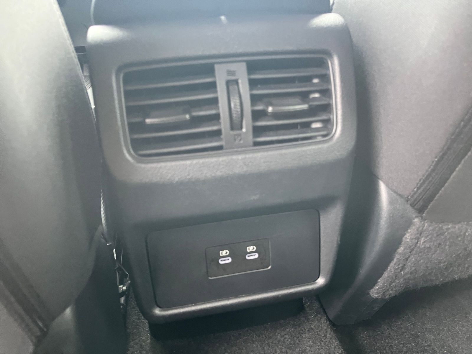 Used 2025 Nissan Rogue SV image 24