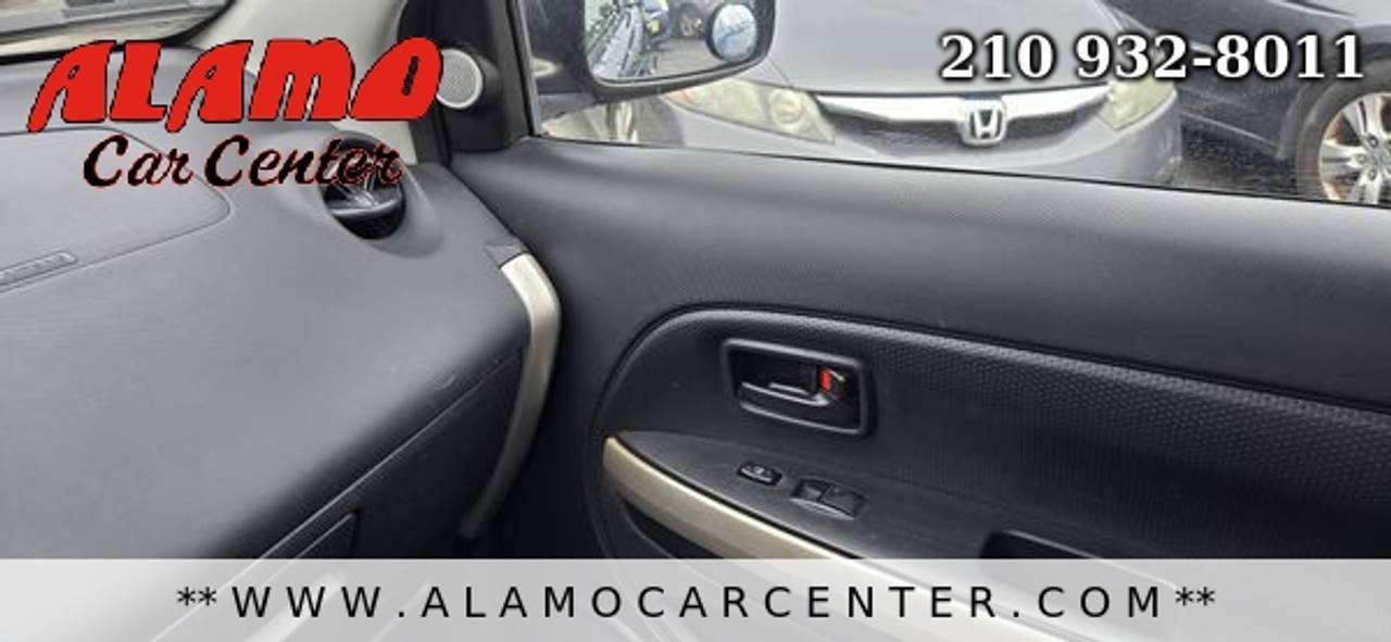 Used 2005 Scion xA FWD image 35