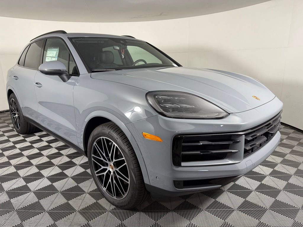 Certified 2025 Porsche Cayenne image 9